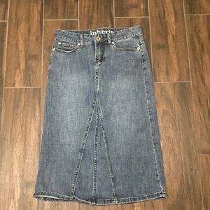 Midi denim/jean skirt. Claire style